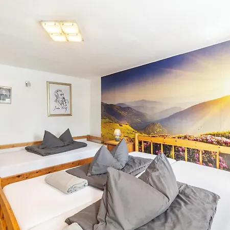 Ferienhaus Rodershausen Hébergement de vacances *